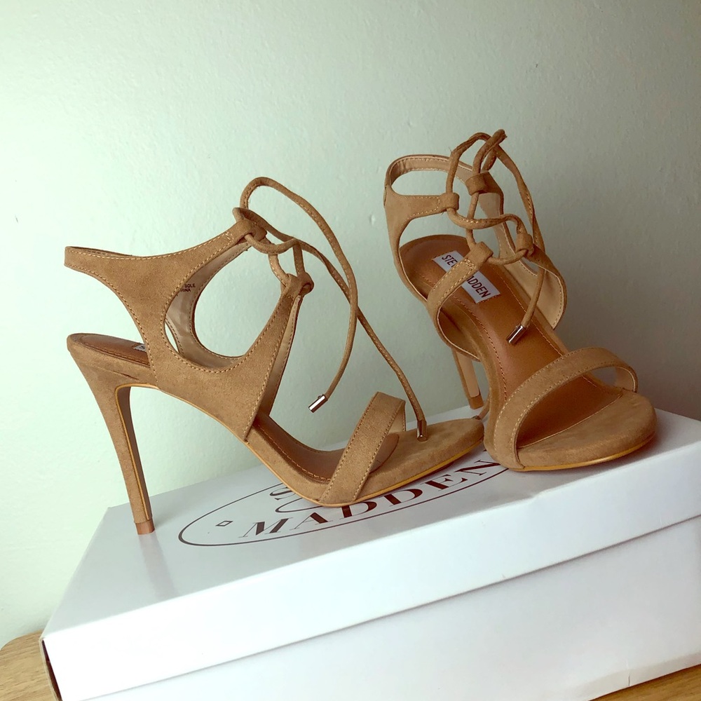 Gorgeous Faux Suede Steve Madden Sandals
